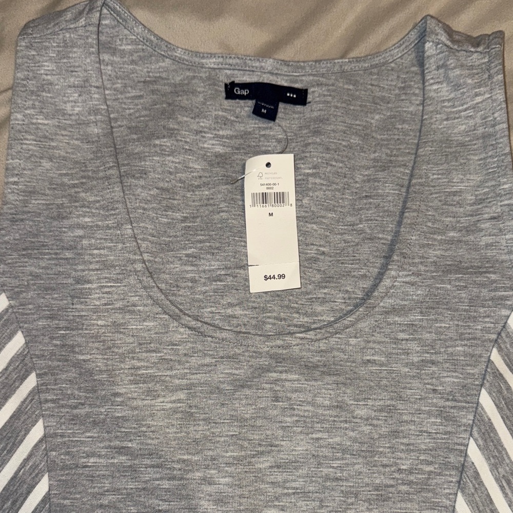 GAP Light Gray Women's Short Sleeve Top